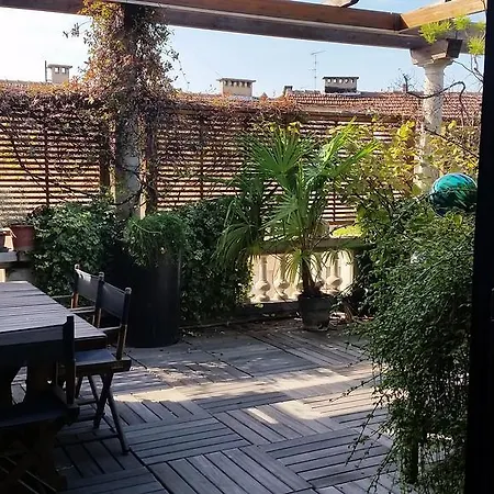 Milano Centrale B&B Monolocale-Studio * Milaan