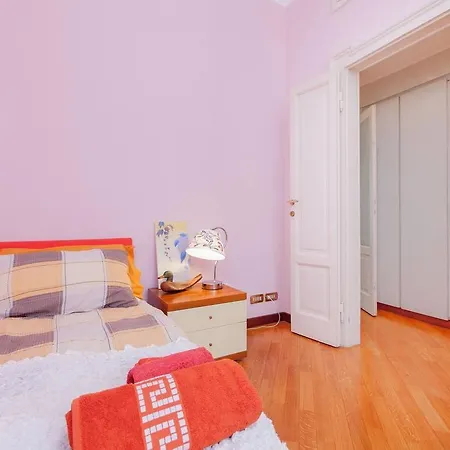 Milano Centrale B&B Monolocale-Studio Bed & Breakfast Milaan