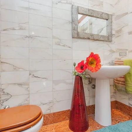 Bed & Breakfast Milano Centrale B&B Monolocale-Studio Milaan