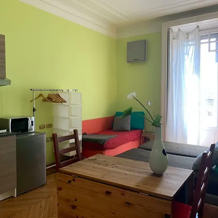 Milano Centrale B&B Monolocale-Studio Bed & Breakfast *