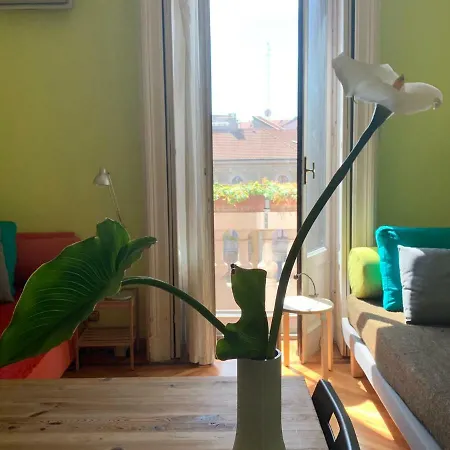 Milano Centrale B&B Monolocale-Studio Bed & Breakfast Milaan